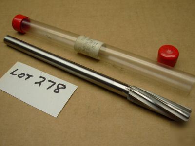 Chucking reamer 15/32 helical flute straight shank