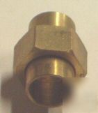 #CU29 - brass fitting - 1/2